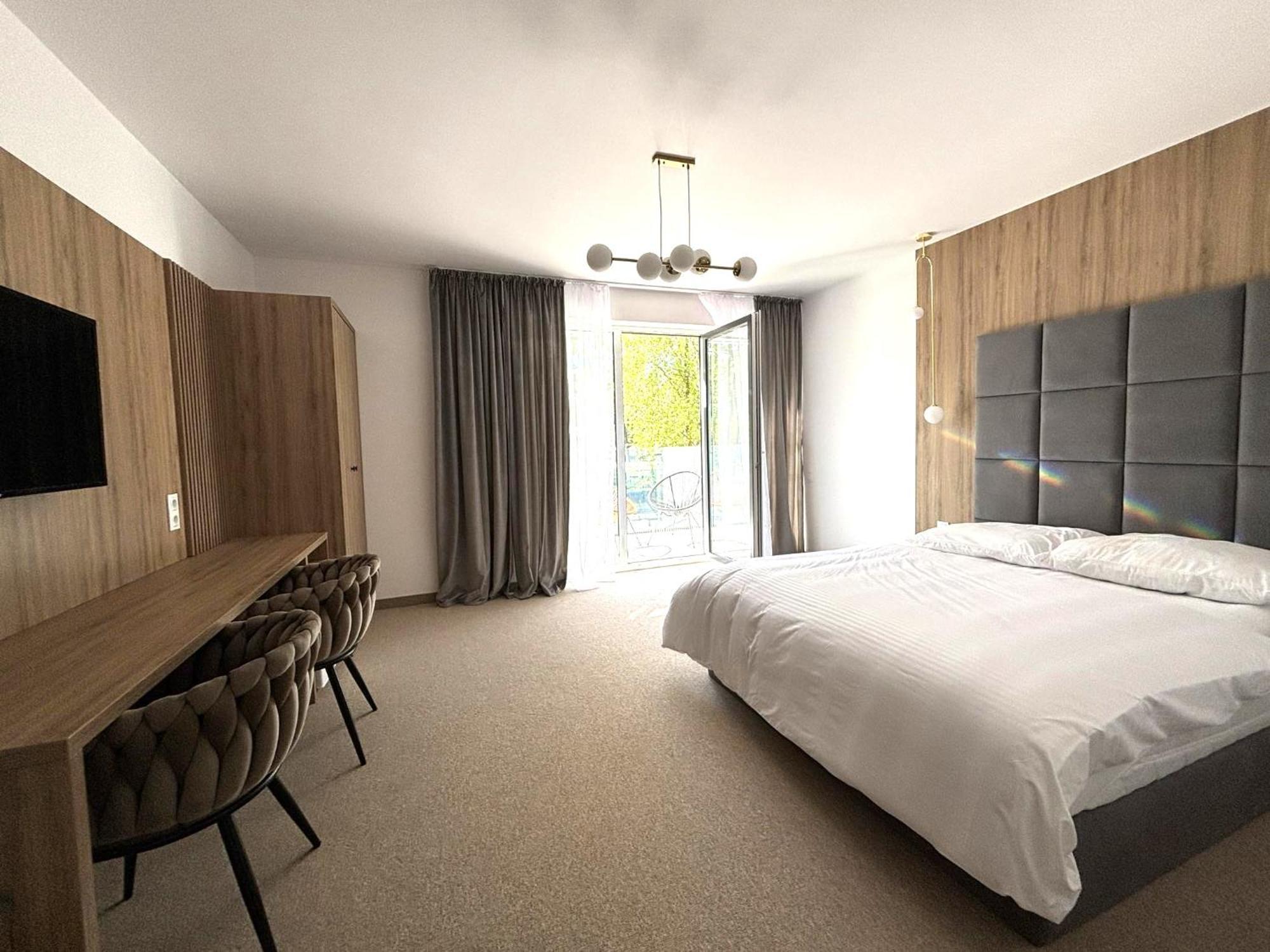 Resort Eden Premium Jastrzębia Góra Exteriér fotografie